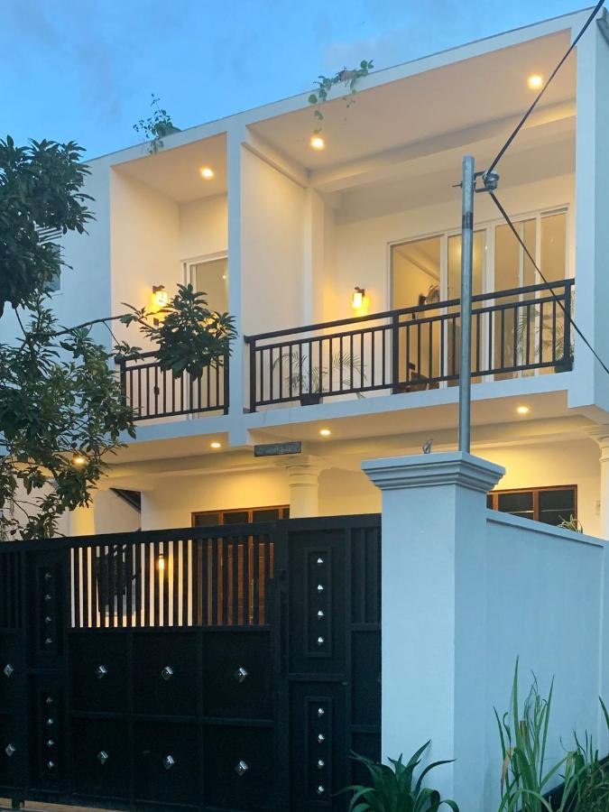 Golden Wave Hotell Ahangama Eksteriør bilde