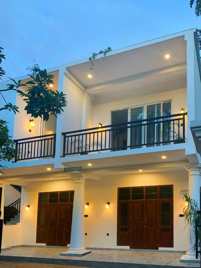 Golden Wave Hotell Ahangama Eksteriør bilde